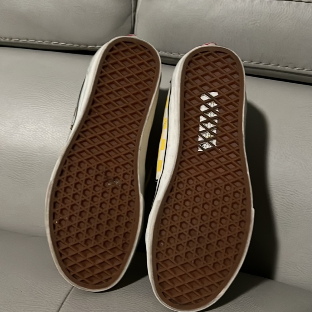 Customer Bert Simpson vans - Picture 2 of 5